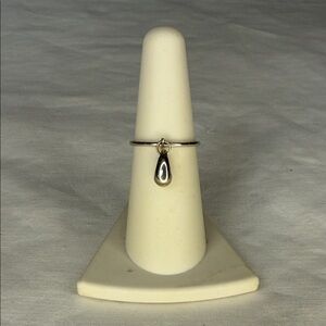Tiffany & Co. Elsa Peretti Teardrop Ring – Sterling Silver – Size 5.75